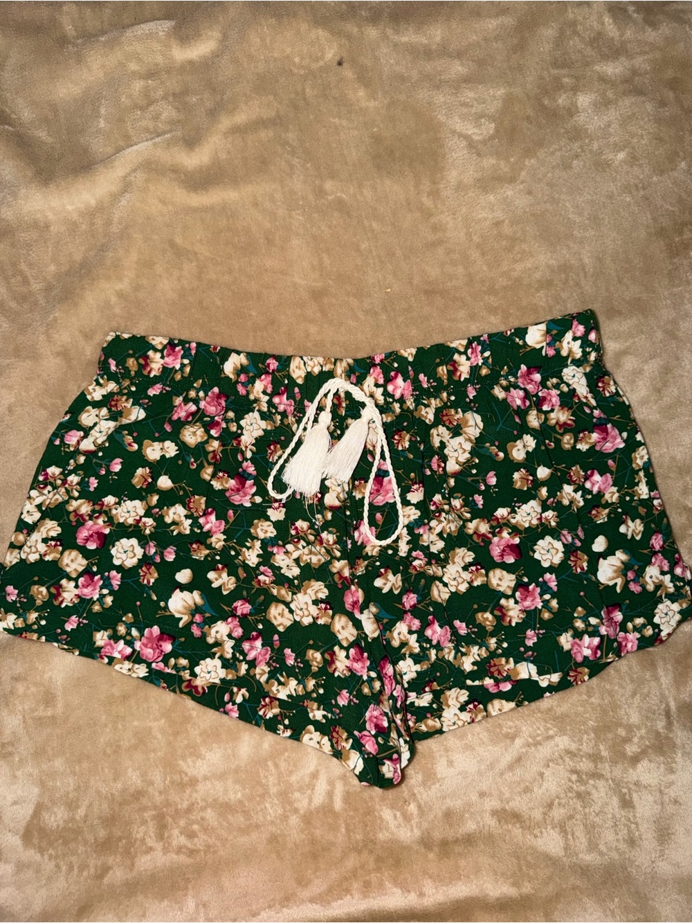 Floral Drawstring Women’s Shorts - Dark Green